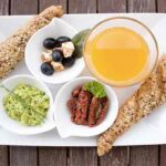 Colazione estiva, cosa mangiare al mattino