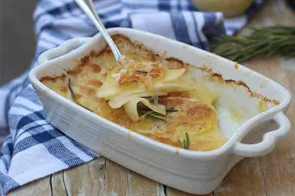 Parmigiana di patate, ricetta semplice e veloce