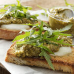 pesto_bruschetta