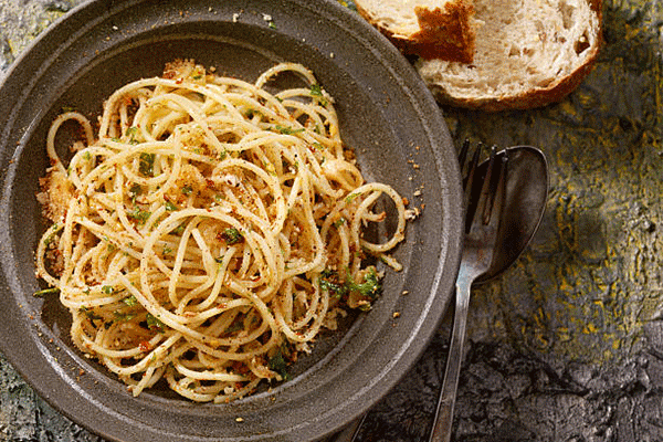spaghetti aglio olio e peperoncino